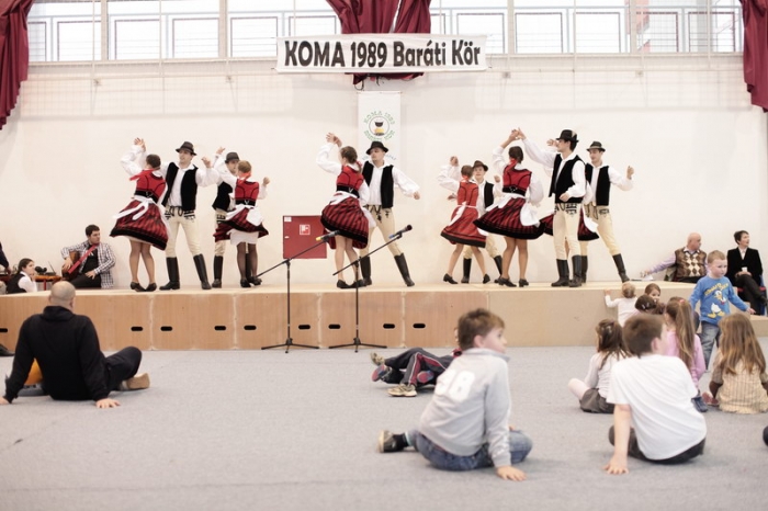 csaladinap_koma_127